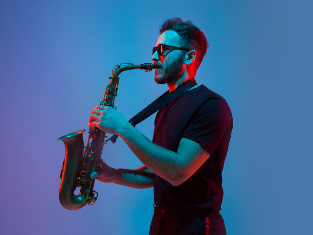 evento DJ + Saxofonista