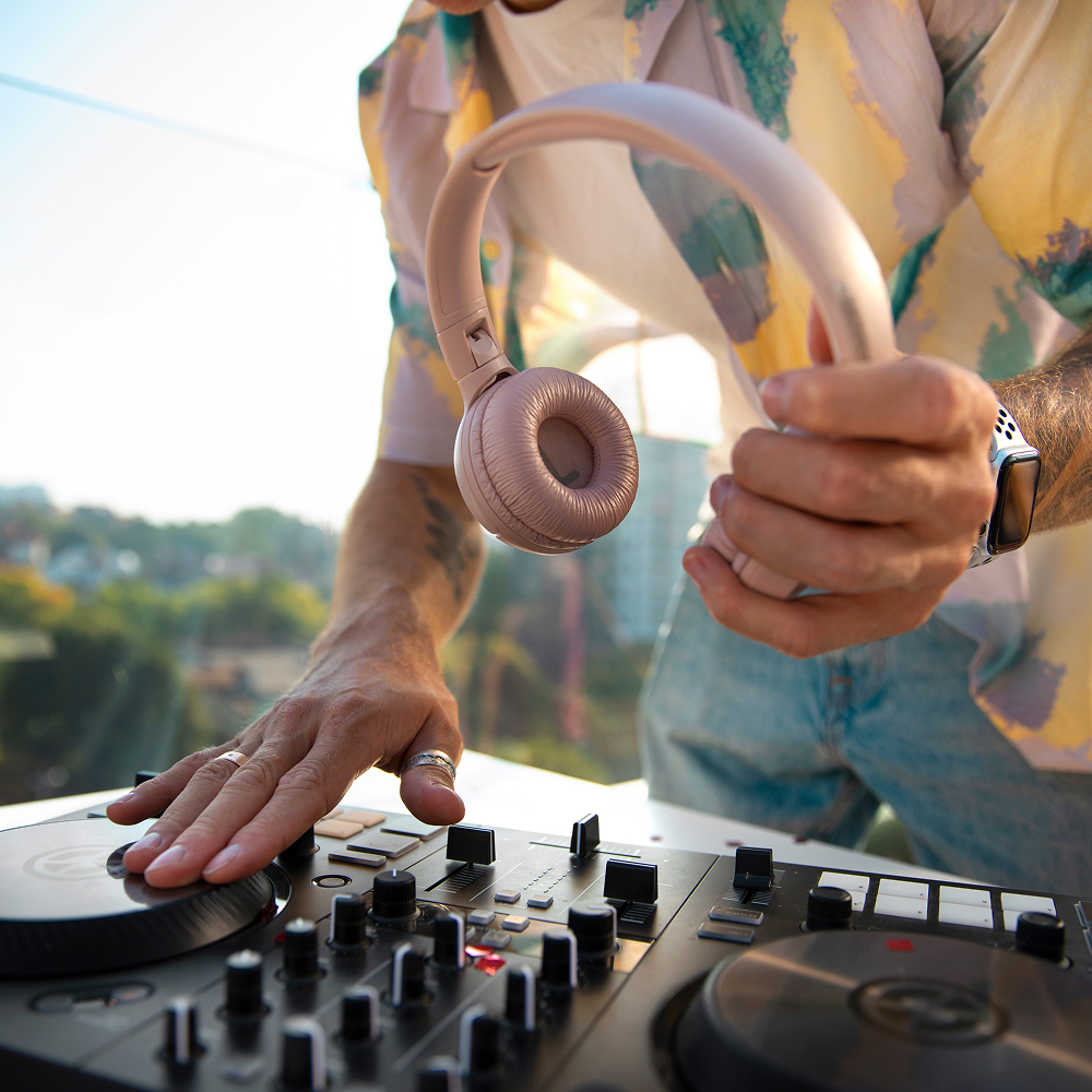 evento DJ + Percusión Electro pop