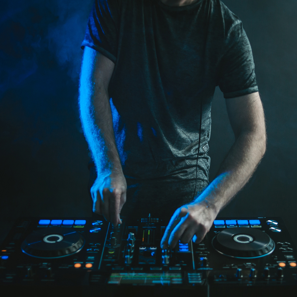 evento DJ + Afro melódico