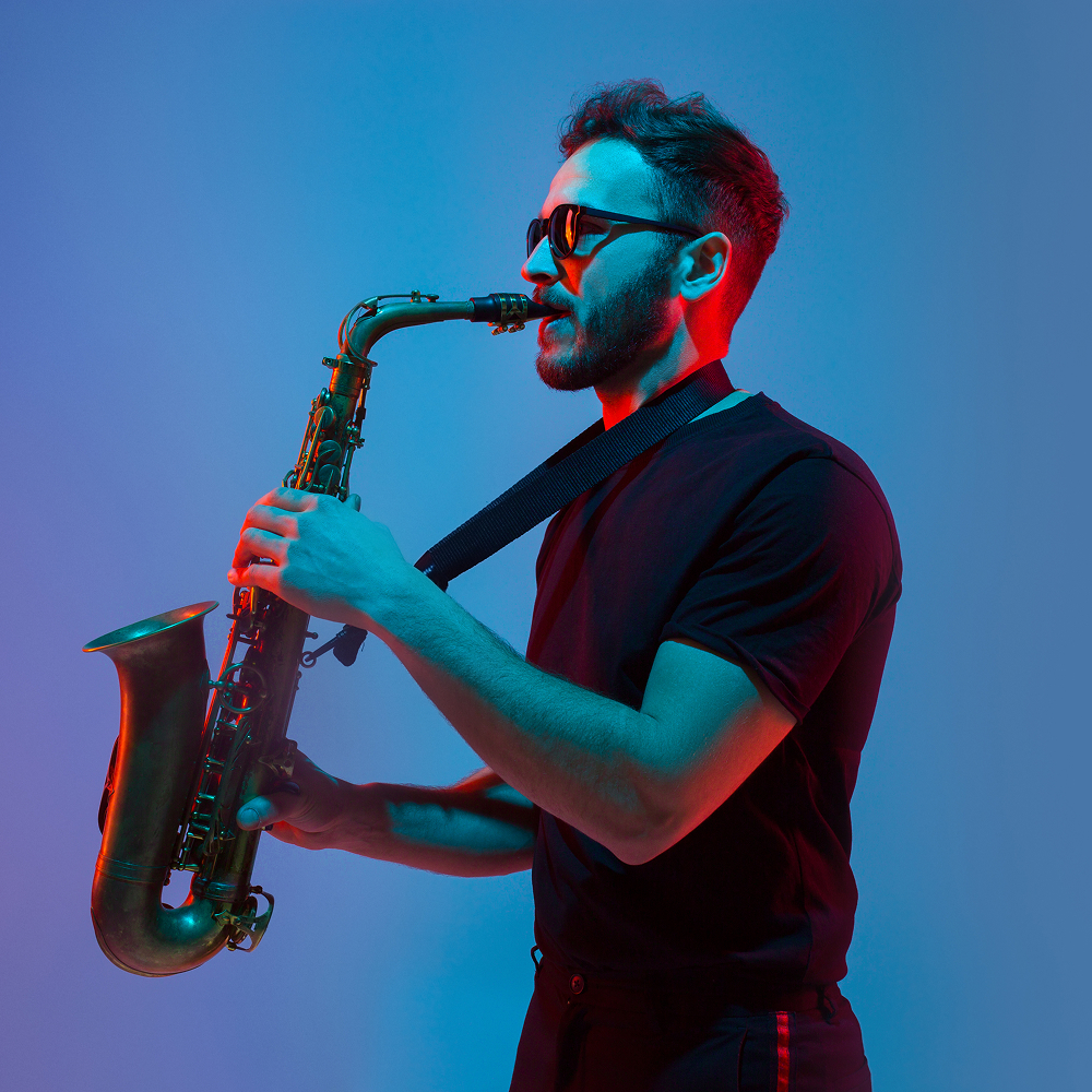 evento DJ + Saxo hits 90´s